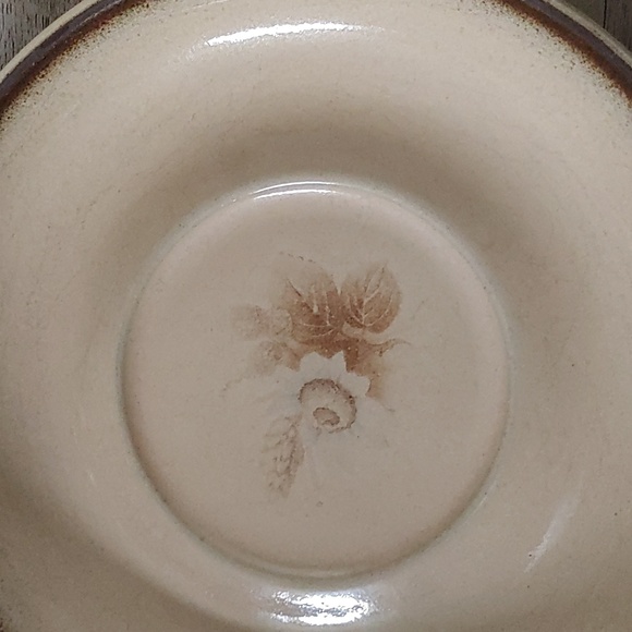 Denby teacups/saucers set of 5 - Picture 3 of 4